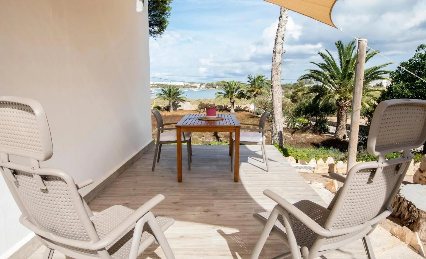 Apartamentos Can Guasch Formentera La Savina  0*, La Savina (Formentera) İspanya