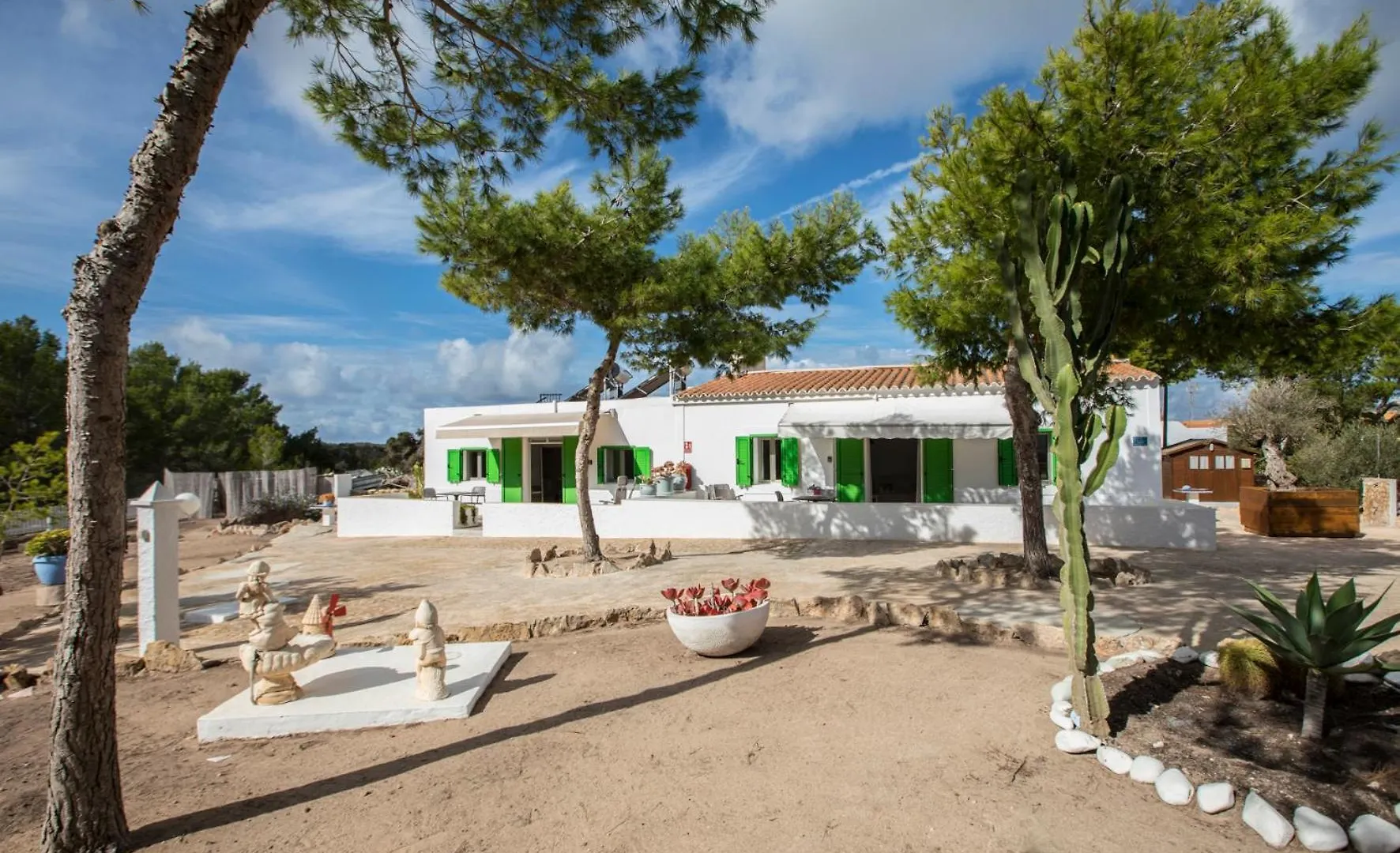 Apartamentos Can Guasch Formentera La Savina  Spain